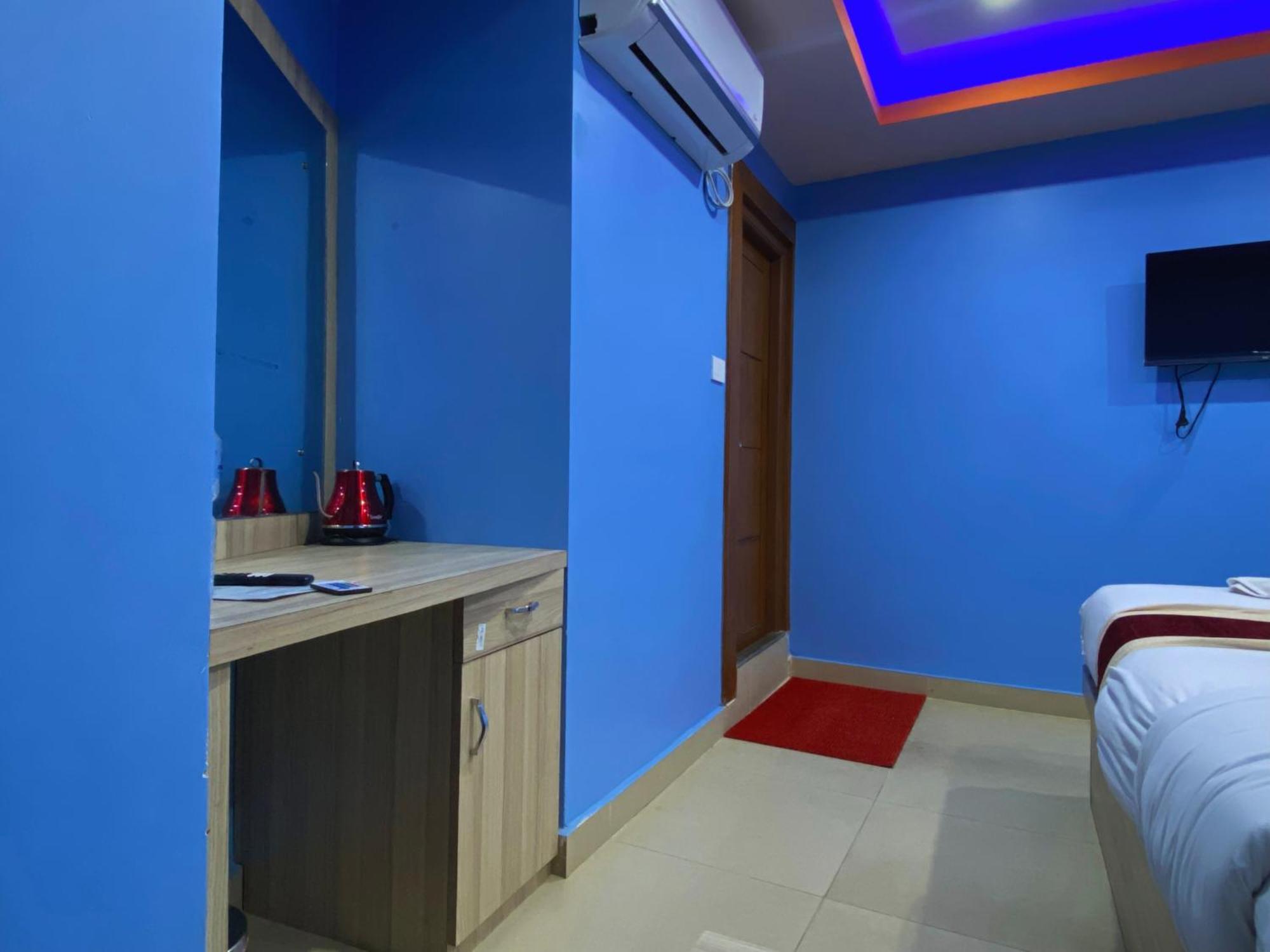 Chris Bed And Breakfast By Hostmandu Jawlakhel Exterior photo